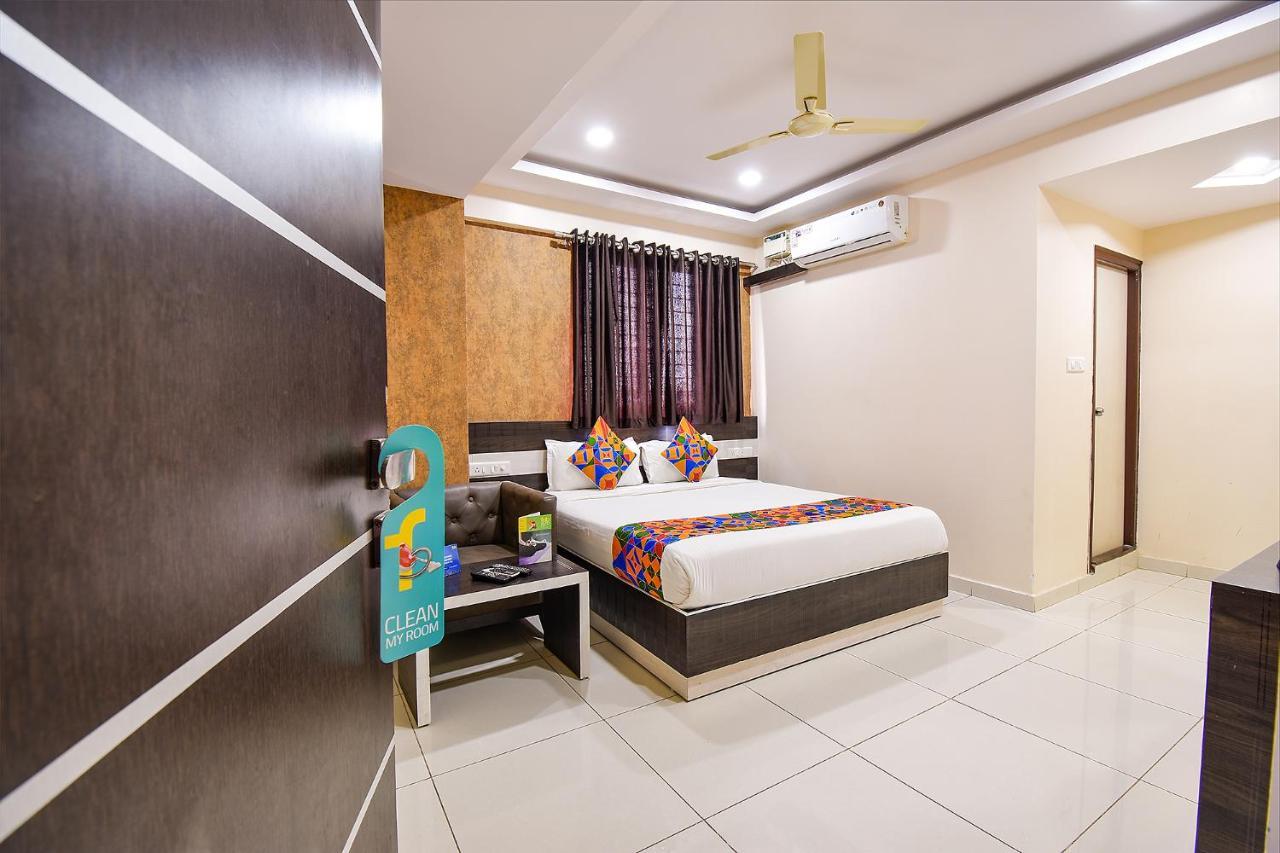 Fabhotel Rotano Suites - Yelahanka Bengaluru Zewnętrze zdjęcie