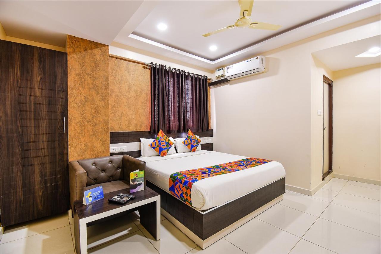 Fabhotel Rotano Suites - Yelahanka Bengaluru Zewnętrze zdjęcie