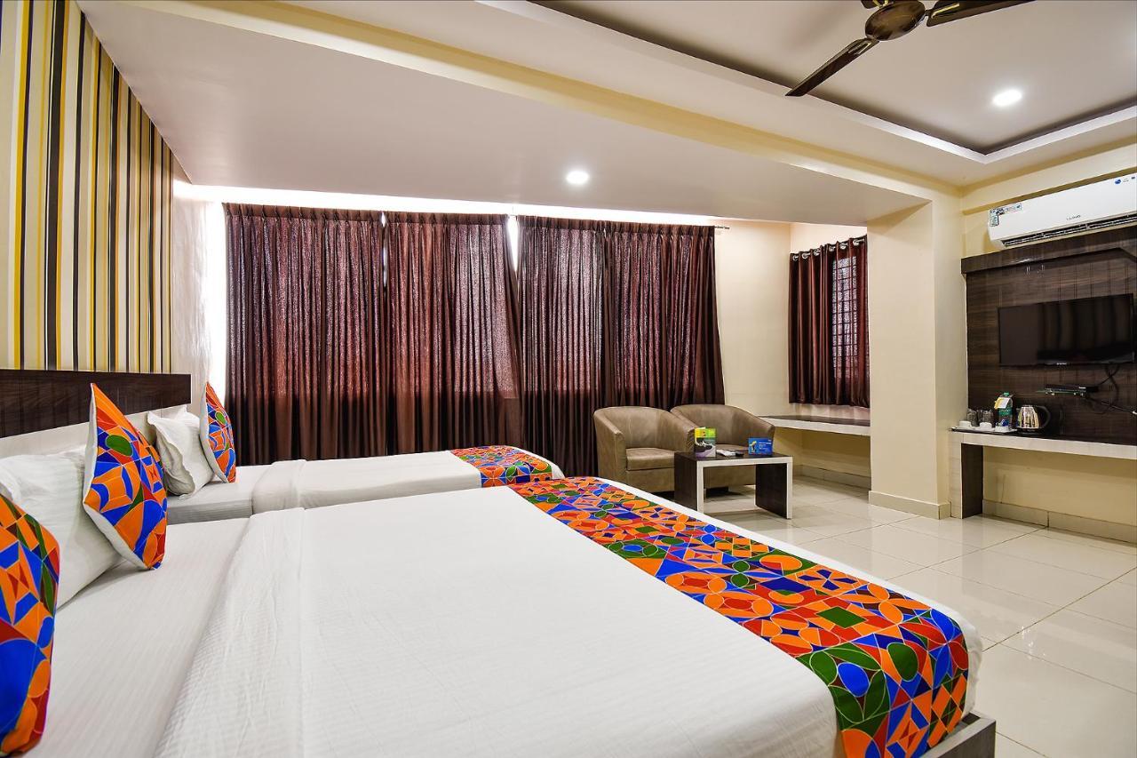 Fabhotel Rotano Suites - Yelahanka Bengaluru Zewnętrze zdjęcie